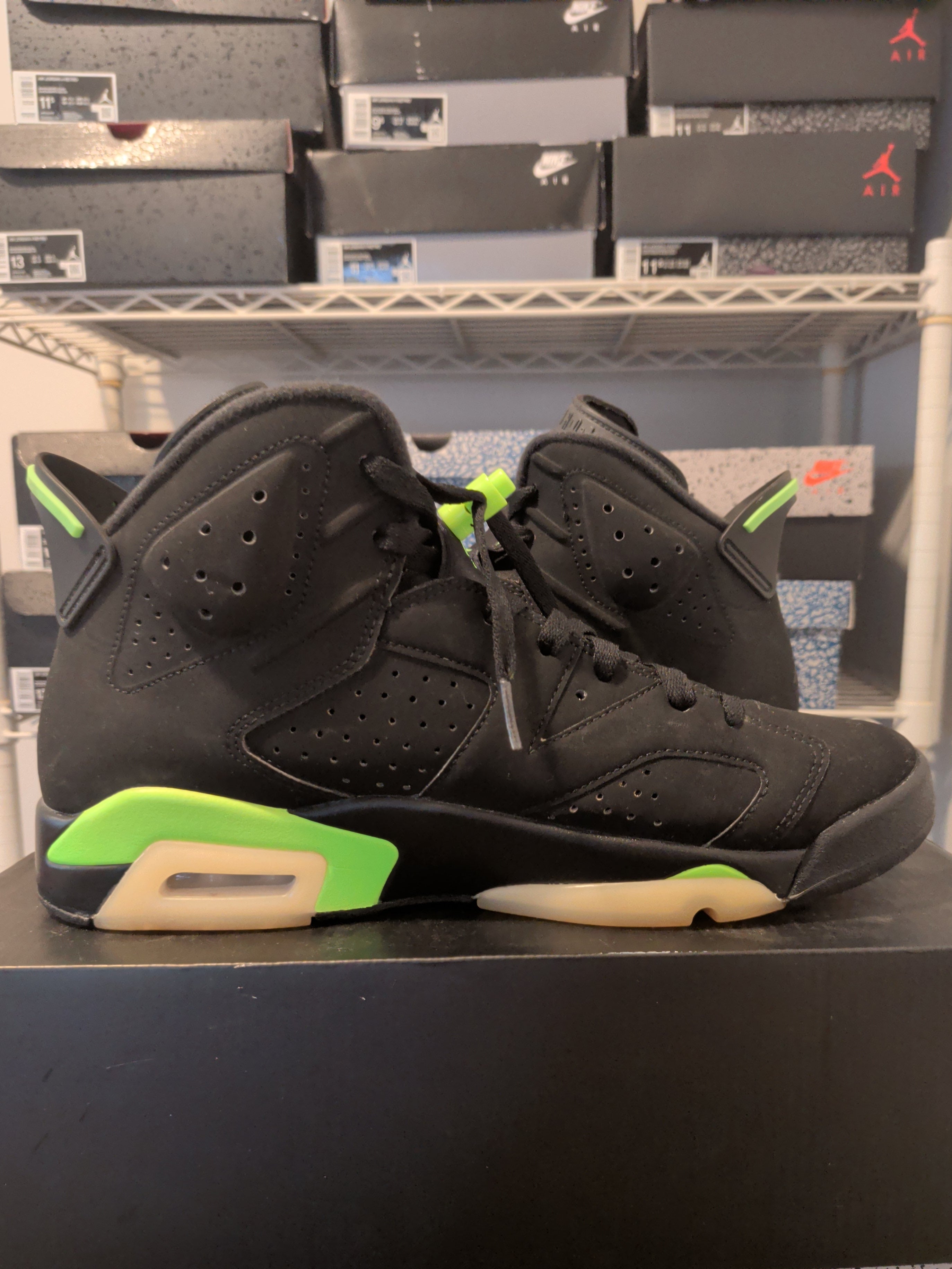 Jordan 6 - Electric Green - Pre Owned