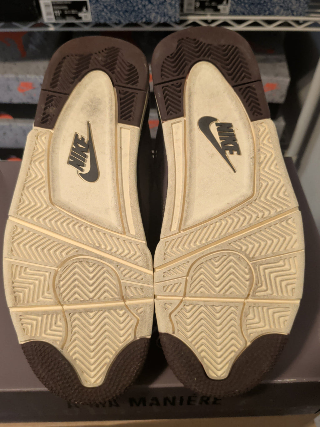 Jordan 4 - A Ma Maniere - Pre Owned