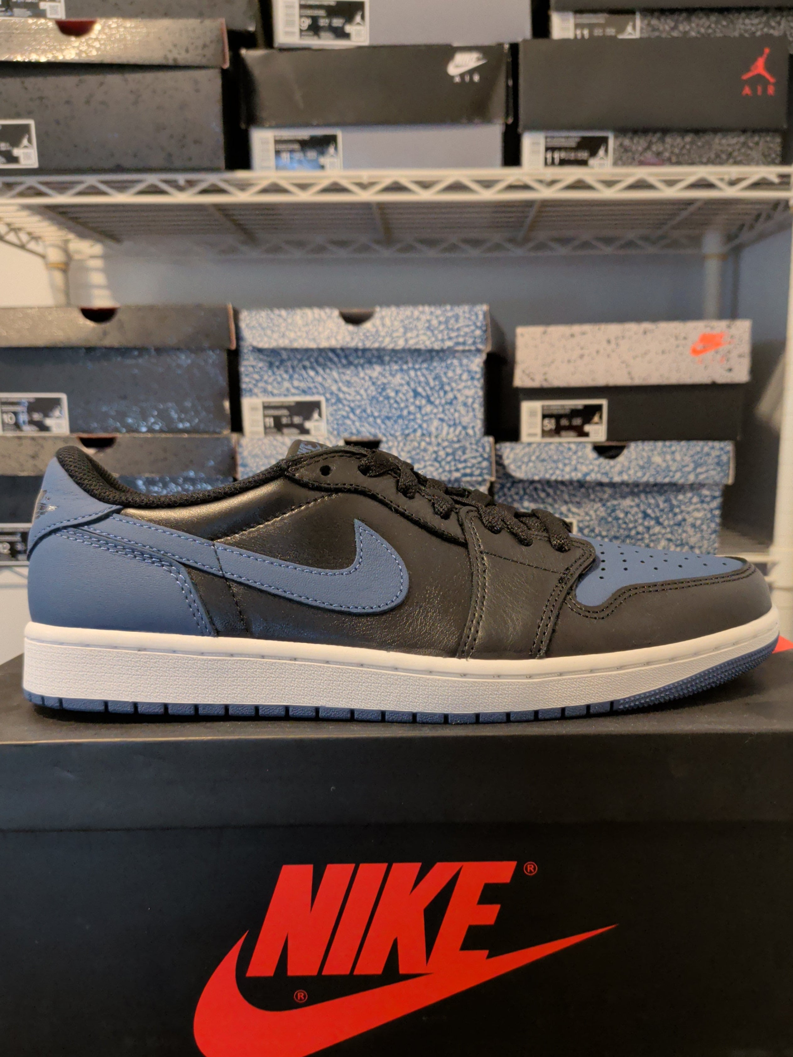 Jordan 1 Low - Mystic Navy - Brand New