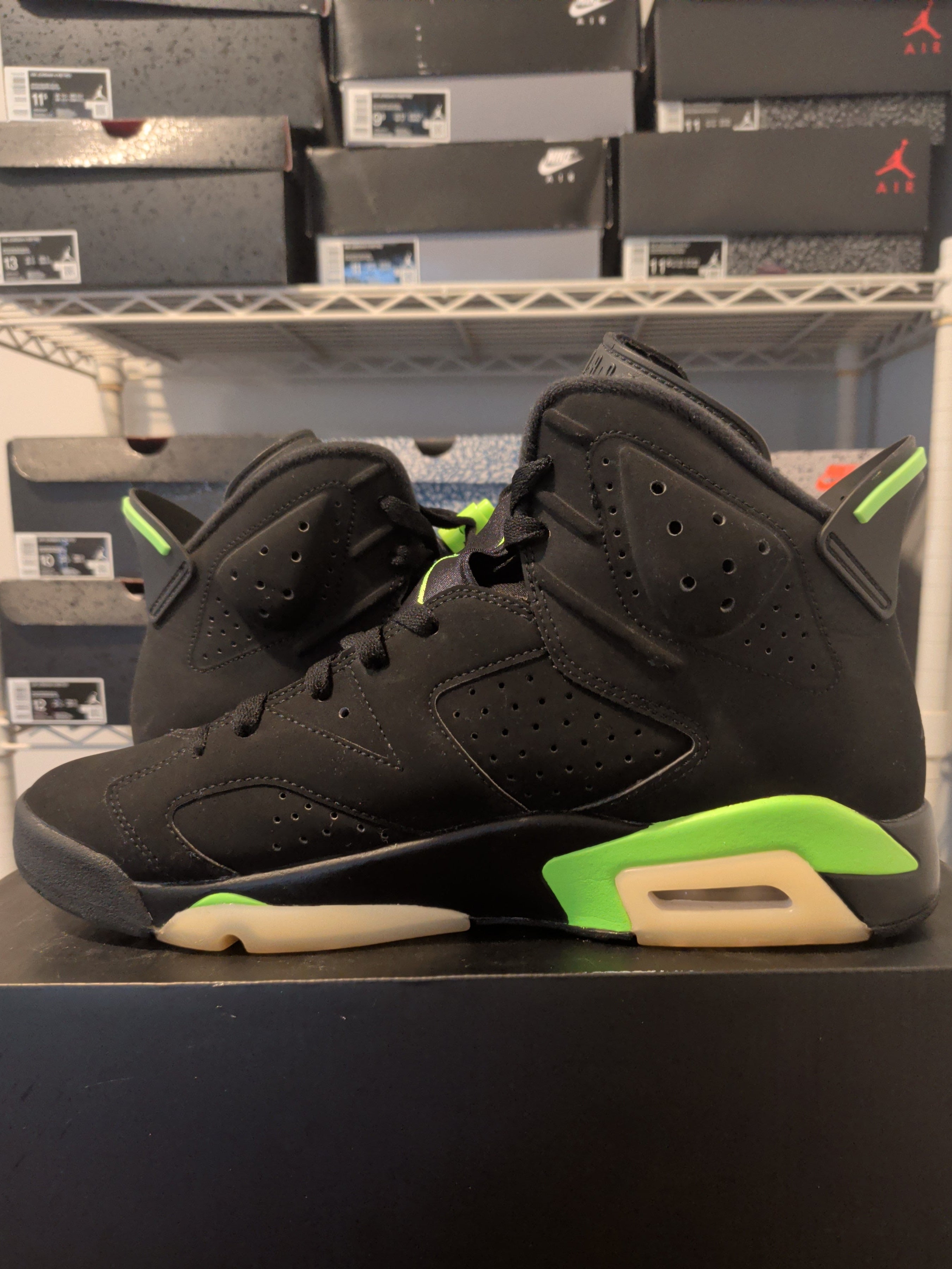 Jordan 6 - Electric Green - Pre Owned