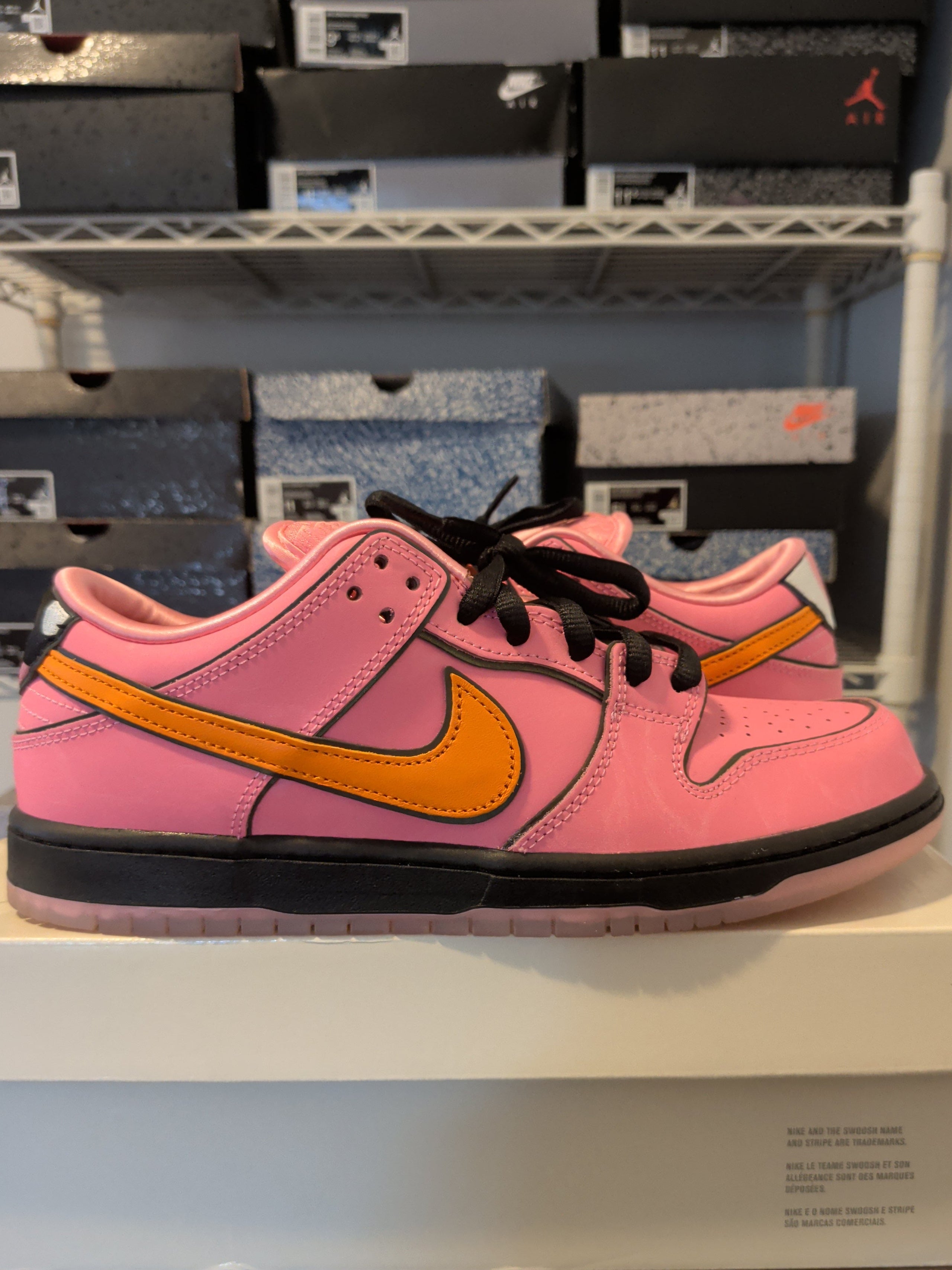 Nike SB Dunk Low - Powerpuff Blossom - Pre Owned