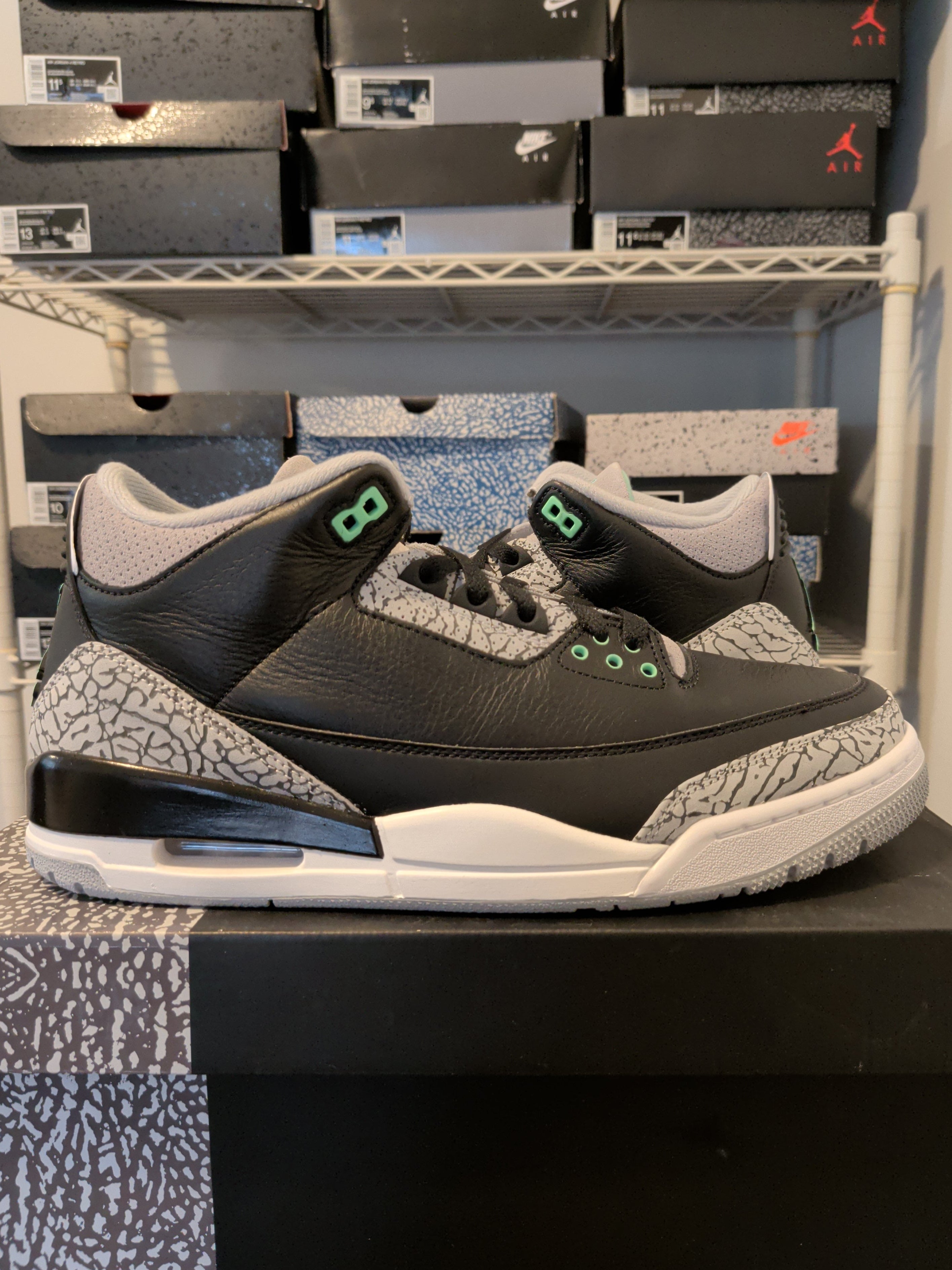 Jordan 3 - Green Glow - Brand New