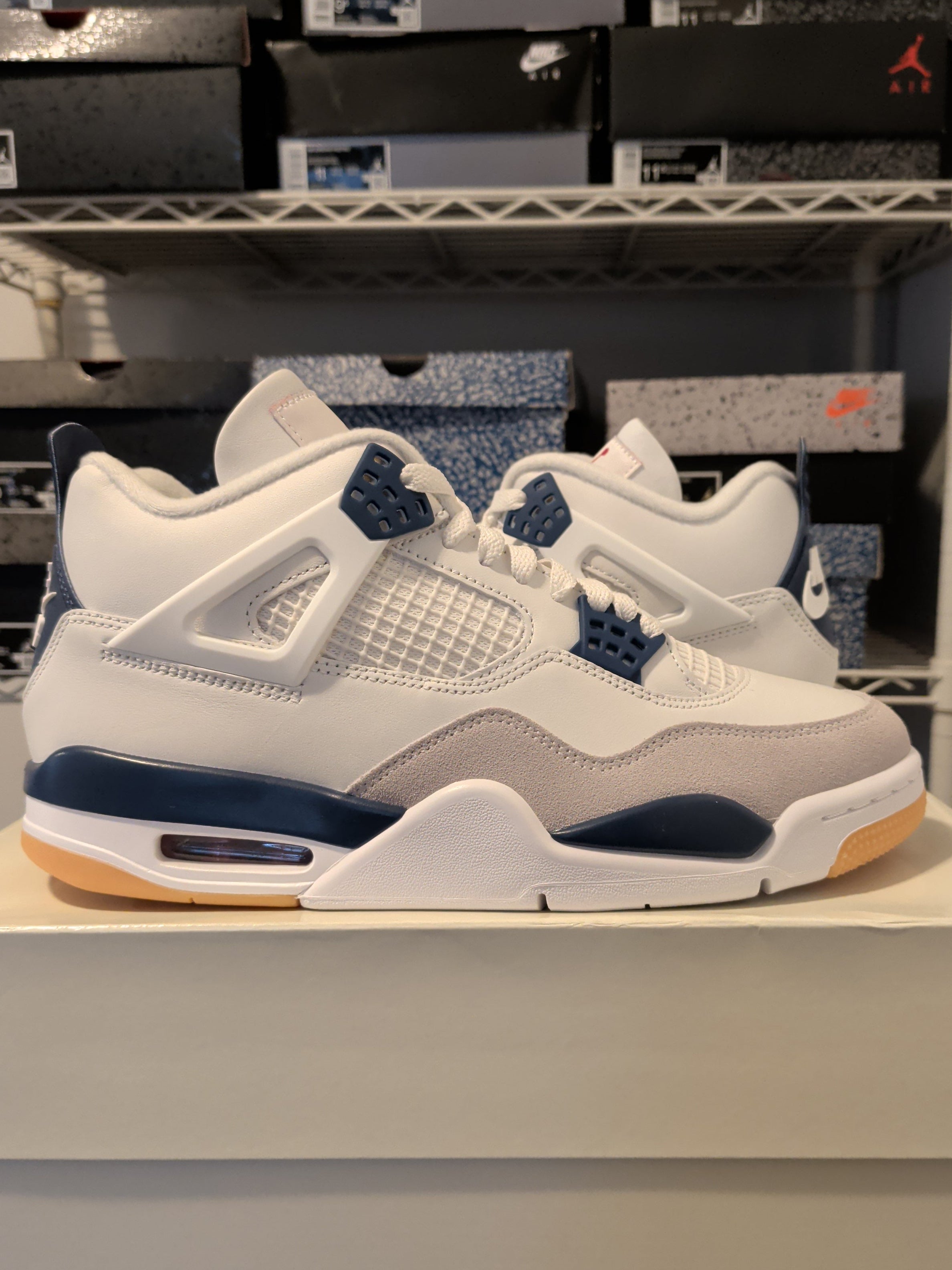 Jordan 4 SB - Navy - Brand New