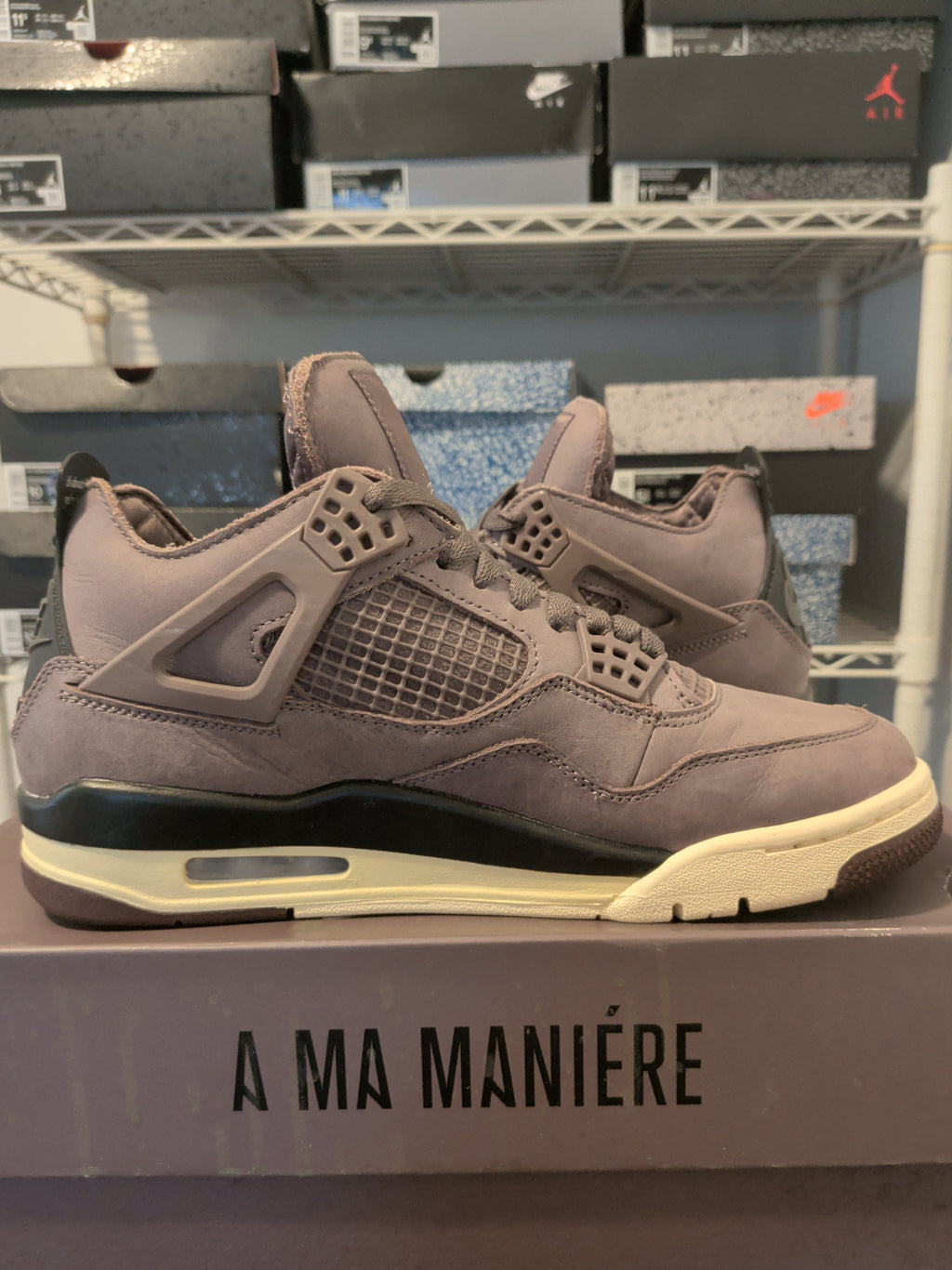 Jordan 4 - A Ma Maniere - Pre Owned