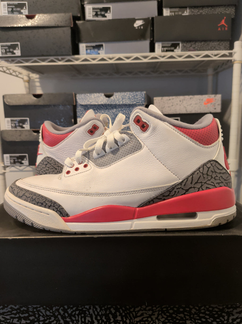 Jordan 3 - Fire Red - Pre Owned