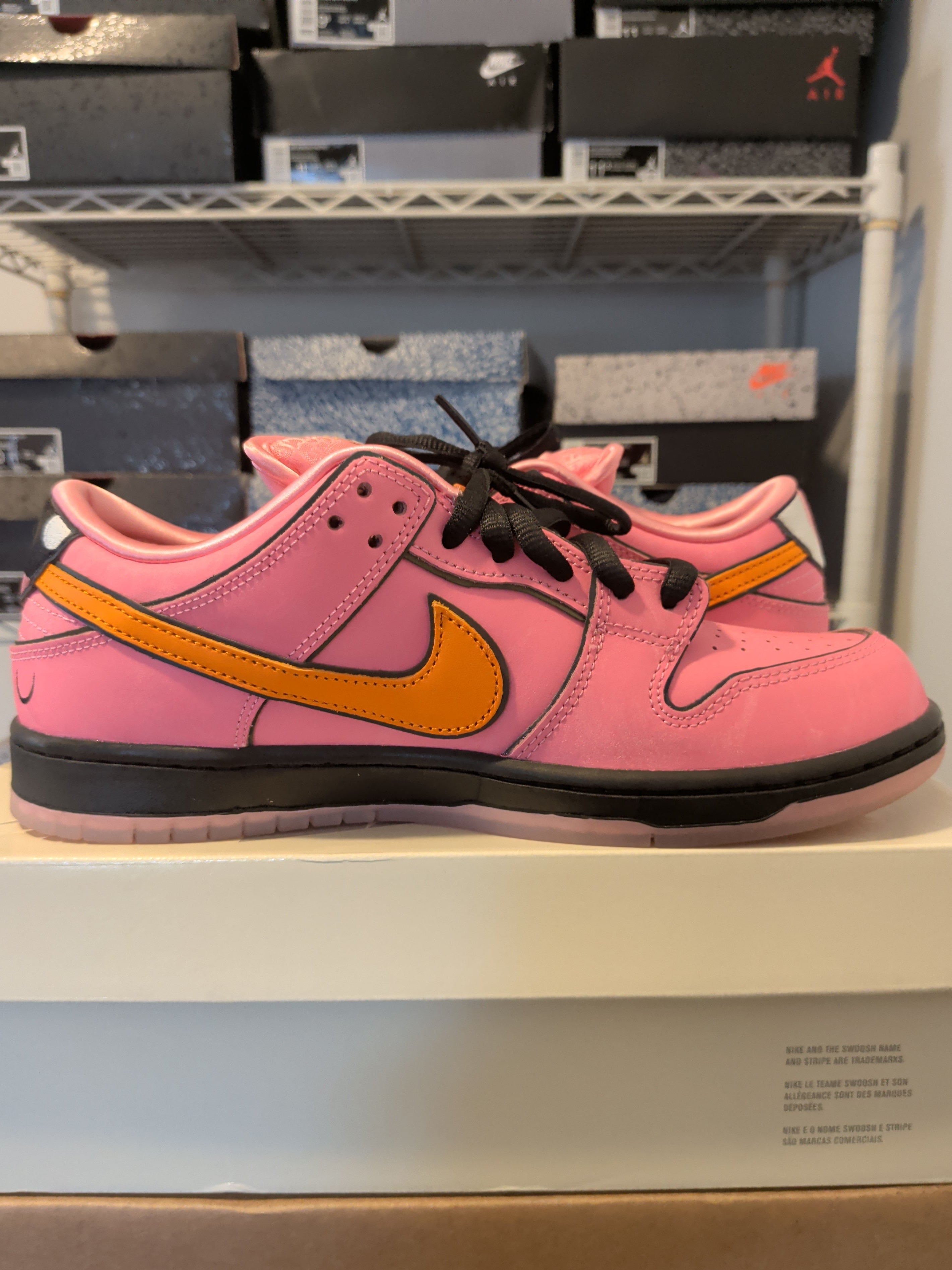 Nike SB Dunk Low - Powerpuff Blossom - Pre Owned