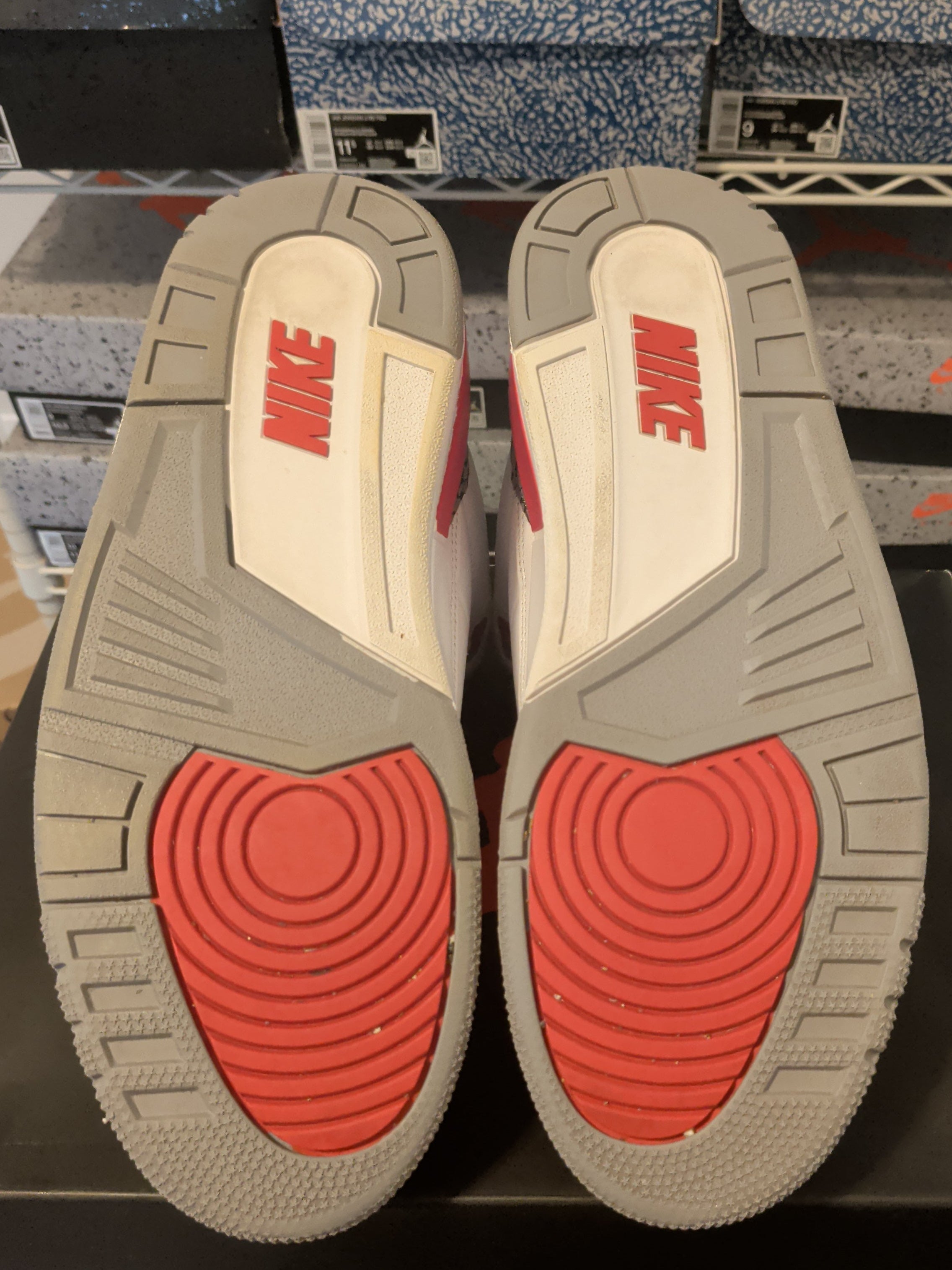 Jordan 3 - Fire Red - Pre Owned